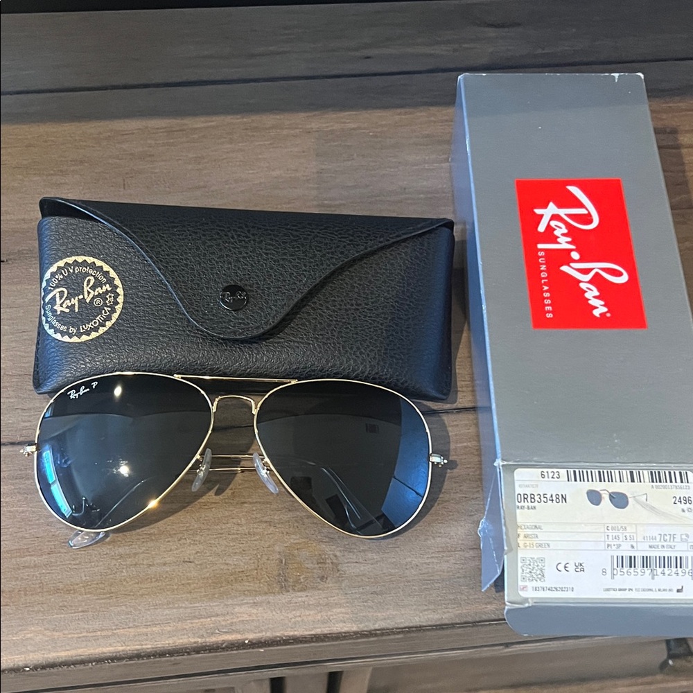 Ray ban black gold aviator